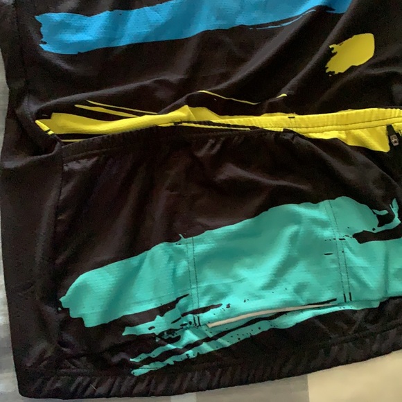 XXL men’s cycle riding shirt with back pockets - Picture 5 of 5